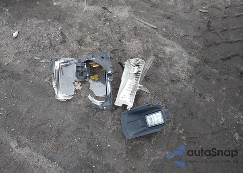 2015 Ford F-150 Xl z USA, uszkodzony, nr VIN 1FTEX1EP9FFC81881